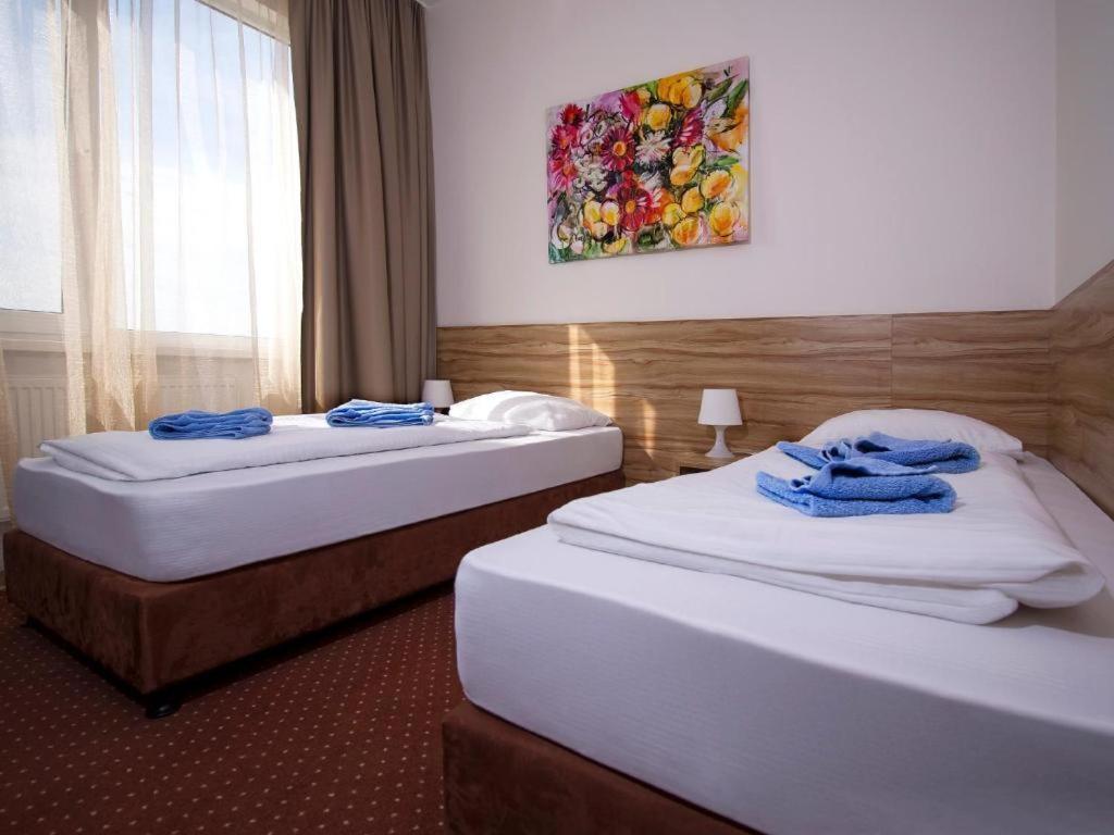 Aviator Garni Hotel Bratislava Eksteriør billede