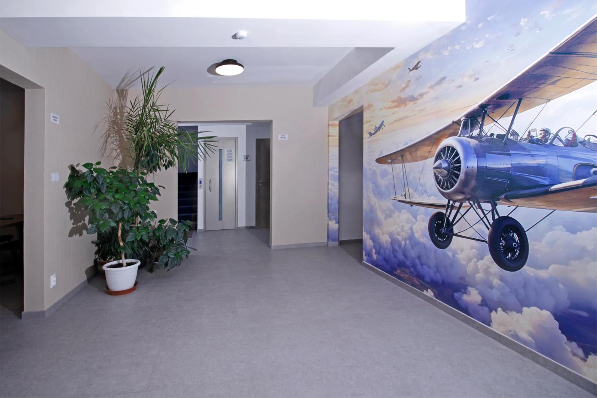 Aviator Garni Hotel Bratislava Eksteriør billede
