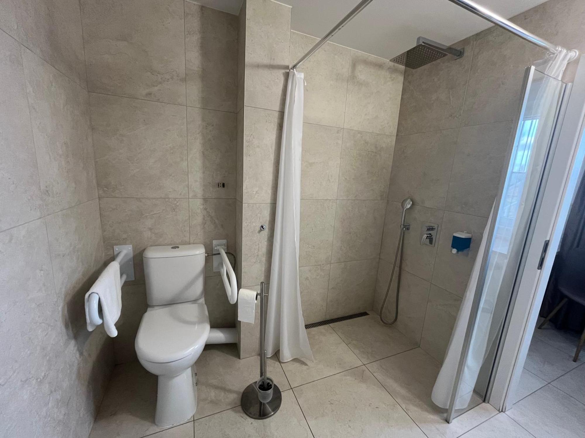 Aviator Garni Hotel Bratislava Eksteriør billede